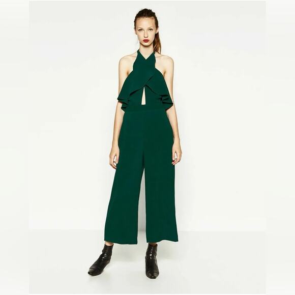 Zara Women Blogger Fave Halter Ruffle Jumpsuit Green  Cropped Legs Size XS NWT - Picture 1 of 15